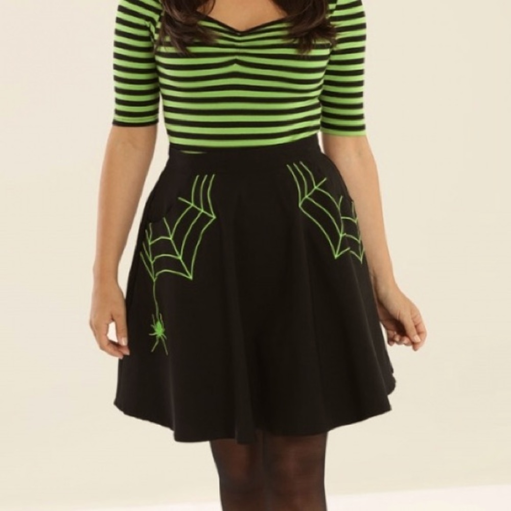 Hell Bunny Miss Muffet Mini Skirt green spiderweb 🕸